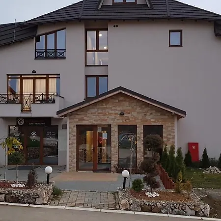 公寓 Premier 29 Milmari Wellness&spa *